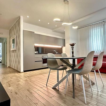 Apartamento Luxurysmart Misano Adriatico Exterior foto