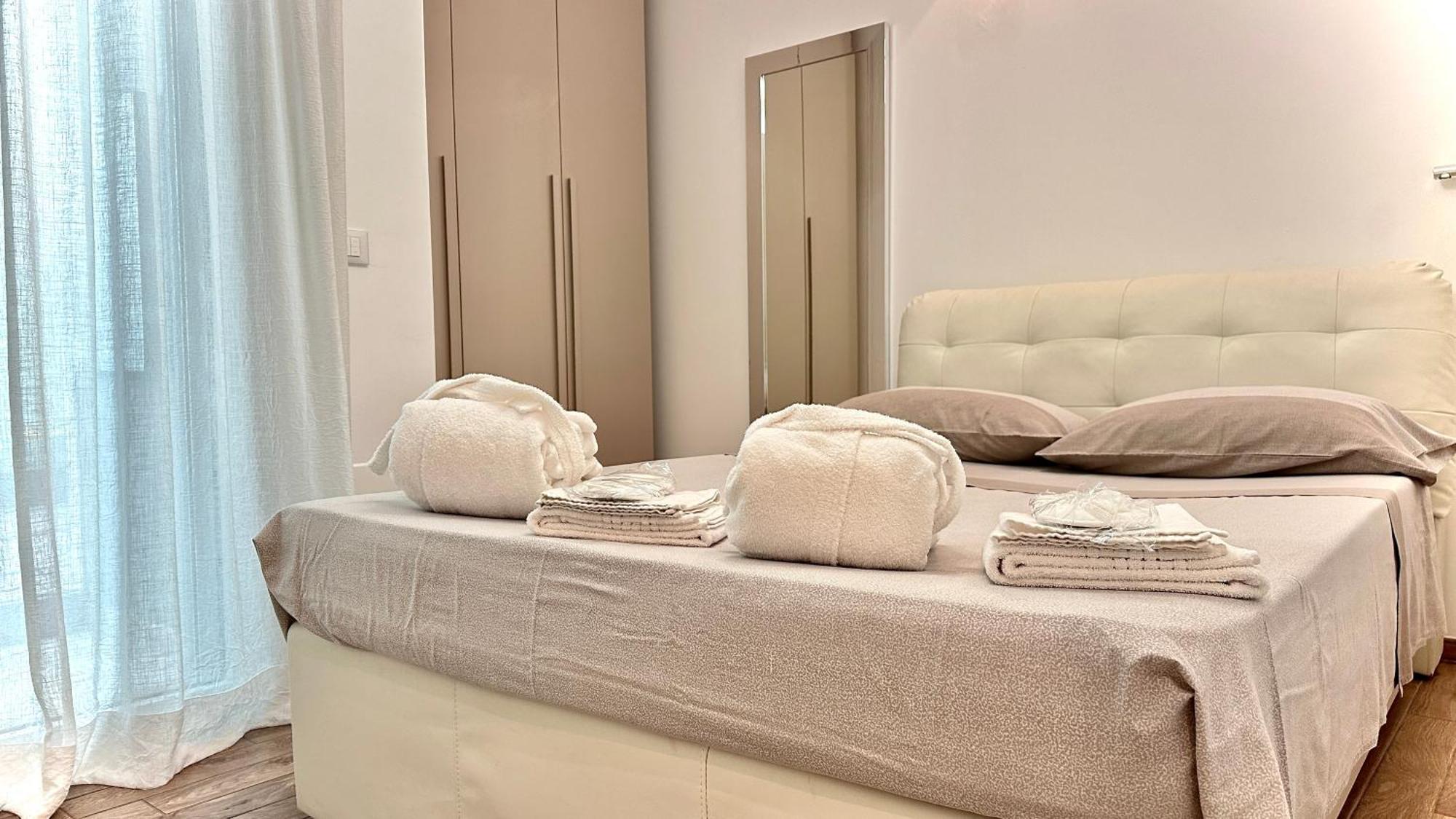 Apartamento Luxurysmart Misano Adriatico Exterior foto
